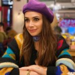Begüm Birgören Instagram - 20.00’de @foxturkiye ‘de buluşuyoruz! Çook heyecanlıyım çünkü gerçekten harika bir ekiple ve herkesin içinde olmaktan çok mutlu olduğu bir yolculuğa çıktık! Maceramızın upuzun olmasını yürekten diliyorum ve ekip sizi seviyorum!♥️ @pastelfilmtv @efeirvul @yasarirvul @sonnefesimfox @nurgulyesilcayy @mehmetturandogann @emrekinay @denizyuss @rojdademirer__ @ipekkyazici @beyemre @baranbolukbasii @turkusudemirel @bulentalkis @yelizakkaya @ahmetsaracoglu @alibergeofficial @kayhanhaksever @pervindurmazz 🥳🎊🎊