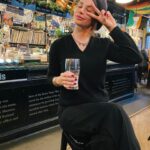 Begüm Birgören Instagram - Live Forever - Oasis🎵
