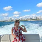 Begüm Öner Instagram - Buranın adı İSTANBUL..