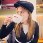 Begüm Öner Instagram - Hepi topu bi kahve ☕️
