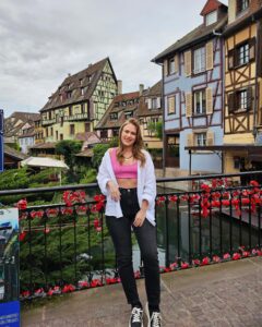 Begüm Öner Instagram - 🏡 #colmar #alsace #france 📸 : @boafilm