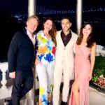 Belçim Bilgin Instagram - Thanks to Turkish actress @belcimbilgincom for the warm welcome to Istanbul. Belcim is one of the top actors in Turkey and recently shared this on her insta: “Since 2015 when I was feeling lost, Vishen and @mindvalley’s vision opened a door for me to rediscover myself and open new horizons. “ I was in Turkey with my team for a retreat for CEOs and Founders and Belcim was so kind to organize an amazing dinner for our team in a grand villa overlooking the majestic Bosphorus. Turkish hospitality at its best. 🇹🇷 Thanks for treating us so well @belcimbilgincom.