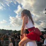 Belçim Bilgin Instagram – @osheaga with the #DiBlasios ⚡️🫶⚡️