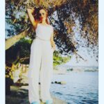 Belçim Bilgin Instagram - @ali_kalyoncu ‘nun gözünden 😉 @magnetquarterly love you! #gantxmq 🌻
