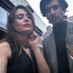 Belçim Bilgin Instagram – Cherishing moments in London with the best crew! 🇬🇧 #londonvibes #friendsforever 🦚