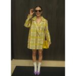 Bel Powley Instagram - 💛 Independent Spirit Awards 2024 💛 Wearing @marni 💋 Love you @chercoulter @celiaburtonmakeup @marcusrfrancis 📷 @alicefelgate Over and out @asmalllight !!!! 😭👏🏼