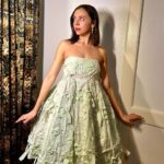 Bel Powley Instagram - 💚 21 hours in NYC with A Small Light fam - so proud of us for winning best new show at The Gotham Awards 💚 Thank you @chercoulter @simonerocha_ 💙 @kirinstagram @josueperezhair 💕 Love you so much @tvphelan @joanrater @susannafogel ✨✨✨✨✨✨✨