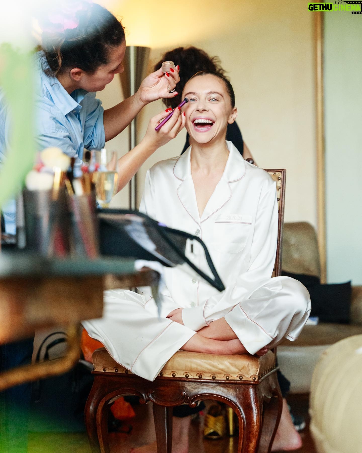 Bel Powley Instagram - ❣️ thank you @celiaburtonmakeup for being my bestie, my bridesmaid, the boss of glam for the whole wedding, and my makeup artist! You did an unreal job, I’m in awe of you and I love you! ❣️ @marcusrfrancis for flying all the way over to London and doing my hair so beautifully, and my mum’s (who was THRILLED) and @lolaboothby ❣️ Thank you @charlottetilbury for providing gorgeous makeup for us and MUA for my pink ladies 🩷🩷 Thank you @111skin @thelightsalon @lioncommunications @180healthclub @blinkbrowbar @guendalinatheskinsculpter for the wedding prep wow I felt the glow! ❣️ Every single photo I have put up and in @voguemagazine is by the legend that is @jamesdkelly THANK YOU JAMES!!!!!!!