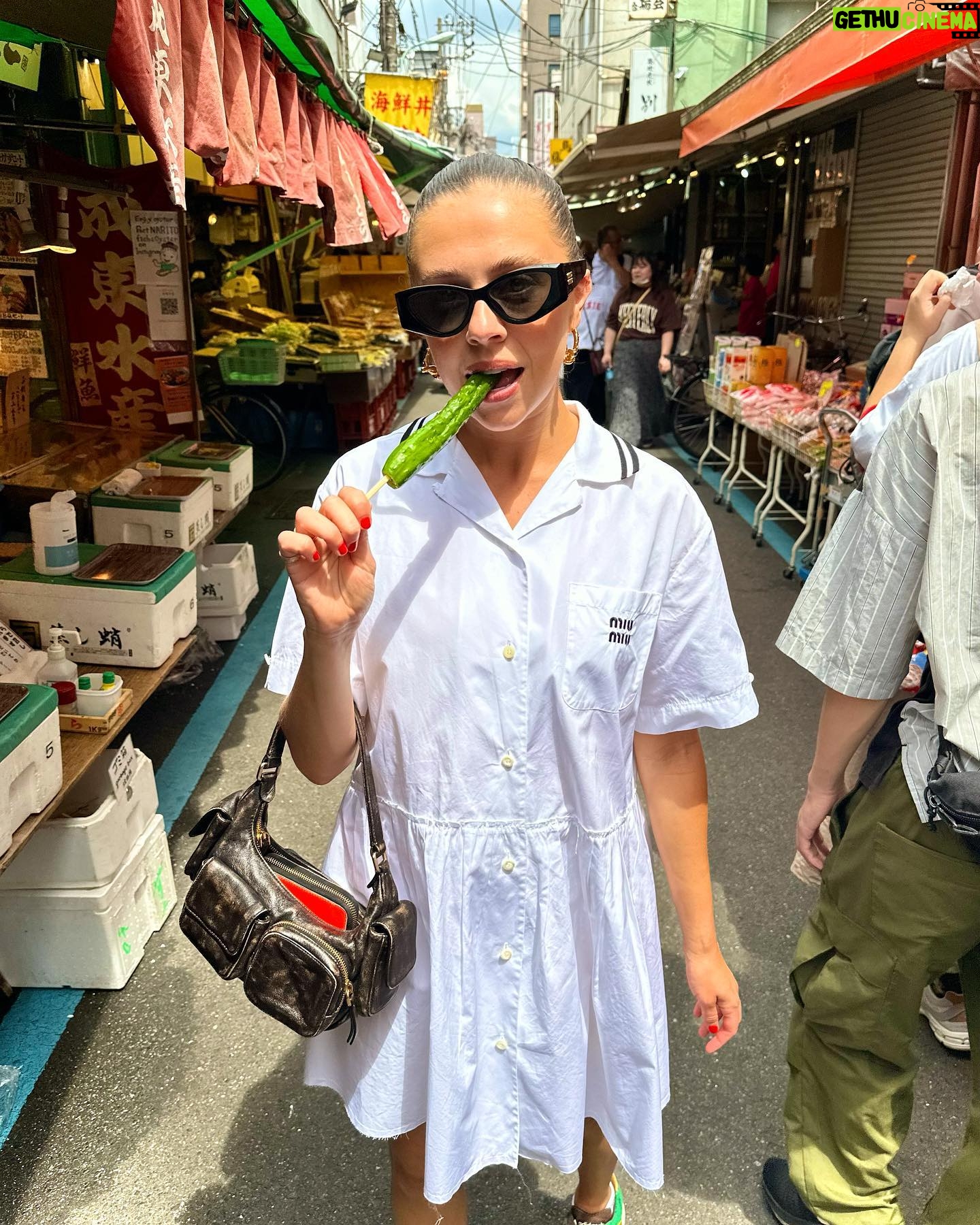 Bel Powley Instagram - 🇯🇵 Tokyo 🇯🇵 the land of pickled cucumber on a stick, anime, the best games, the best food, clothes that fit me perfectly, tiny bars that are also bel sized (!), and the best people ever ❤️ this incredible trip would not have been possible without the geniuses that are @untold_japan - Joshua and Christian are total legends - THANK YOU! ❤️ Noashima next…