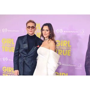 Bella Dayne Instagram - At the premiere in Munich for our movie GIRL YOU KNOW ITS TRUE about the complex story of Milli Vanilli in the 80s. Hitting theaters in TWO DAYS, Dec 21st 💕 @tijan.njie @elanbenali @matthiasschweighoefer @simonverhoeven_official @__3days__  @fabmorvan @wiedemann_und_berg @leoninestudios @grahambamthankyoumam  #millivanilli #GIRLYOUKNOWITSTRUE #GYKIT #milli #kino #premiere #munich