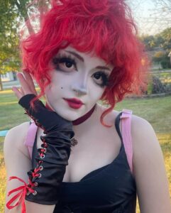 Actress Bella Higginbotham HD Instagram Photos and Wallpapers March 2024
