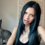 Bella Shepard Instagram – decided i didn’t want to go my whole life never having blue hair…so now i have blue hair !