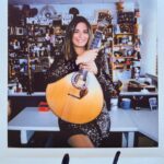 Bellamy Young Instagram - SO EXCITED to share @martapereiradacosta 's @nprmusic #TinyDesk concert featuring @pedrosegundoofficial @jjjoaopita ! 🇵🇹🔥🎉👍 I feel so lucky that I got to be there in #DC to enjoy the performance live with new friends from @portugalintheus 🥰 Thank you, especially, Suraya from #NPR & Sandra from the #PortugueseEmbassy , for taking such good care of us that day. Everybody head on over to @nprmusic for the full vid (20 min of pure #Portuguese sunshine 🥰) Hope you're each having a beautiful day! I'm sending you so much love!! #PortugueseGuitar #PortugueseMusic #PortuguesePeloMundo ❤️💗❤️💗❤️ ・・・ #tinydesk • The renowned Portuguese guitarist @martapereiradacosta bridges centuries of history with immaculate playing. ⁠ ⁠ 🔗 Tap the link in our bio to watch the full performance!