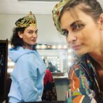 Benedita Pereira Instagram - Estas jeitosonas voltam para a semana. Rainhas da canastrice além fronteiras. @susanablazer 👑 Bilhetes para ‘O Rei Zarolho’ na bio.