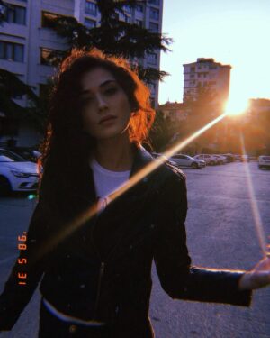 Bengi İdil Uras Instagram - Kendimle karşılaştım 🤝