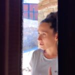 Bengi İdil Uras Instagram - 5 yıllık kontratım bitmiştir. O sırada ev sahibim 🏡