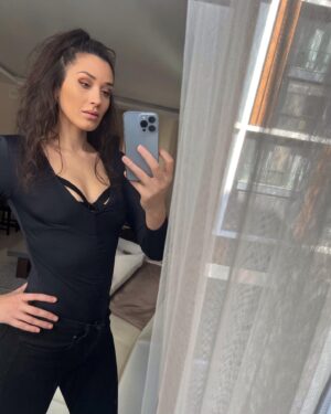 Bengi İdil Uras Instagram - Ben aslında bunu koyacaktım ya