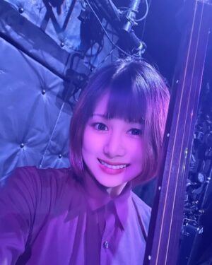 Beni Ninagawa Instagram - 今回いきなり決まりました、緊急特別ライブユニットhoroyoi「今夜空いてる？」ありがとうございました！！
アコースティックでこの距離感でみんなと盛り上がれて最高でした！！
またやろこれ。