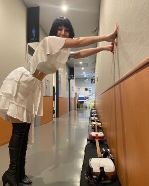 Beni Ninagawa Instagram - いやぁー弾いた弾いた！
Zepp羽田ファンクラブイベント2部公演ありがとうございました！！
みんなの声援に元気もらいました。
引き続きよろしくお願いいたします。