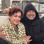Bennu Yıldırımlar Instagram - Hava ne kadar soğuk olursa olsun , çalışmaya devam... Kadın erkek yan yana... Refik ağabey iyi ki varsın @r_e_f_i_k_ 🙌🍀🙌 @olagansuphelilerexxen #olagansupelilerexxen @1441productions