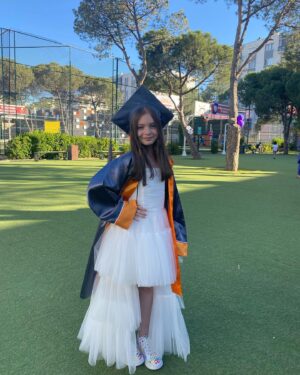 Beren Gençalp Instagram - Mezuniyetim🎓