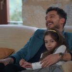Beren Gençalp Instagram - Sefirin Kızı sahne arası🥰🎬 #tb @urazka💙