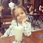 Beren Gençalp Instagram – Küçük bi BEREN🥰