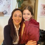 Beren Gençalp Instagram - ECE…….. Ben ECE karakterini çok severek oynadım.Yine çok şey öğrendim ve birçok anı biriktirdim🥰Başta yapım şirketimiz @mfyapimtv ‘ye, canım yönetmenim VOLKAN KESKİN hocama,çok değerli oyuncu büyüklerime,tüm set ekibindeki ablalarım ve abilerime, bizi severek izleyen herkese, oyuncu koçlarım ve pedagoguma çok ama çok teşekkür ederim🥰♥️🥰 Sizleri çok seviyorum♥️♥️♥️ @evlilikhkhersey @mfyapimtv @foxturkiye @izmirguzeliajans @istanbulcocukajansi