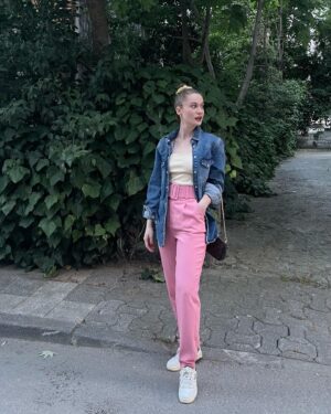 Berna Koraltürk Instagram - 🍬💖