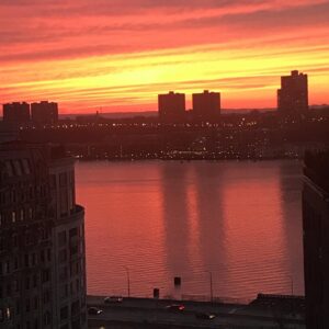 Bernadette Peters Instagram - Tonight on the Hudson