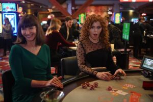Bernadette Peters Instagram - With my beautiful friend Mary Steenburgen tonight at 9:00 nbc eastern