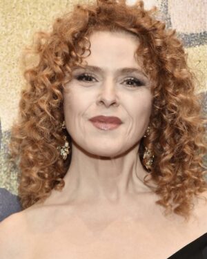 Bernadette Peters Instagram - Singing 🎶 at The Luckman Theater  this  Saturday night March 9 at Cal State💐Nice to sing some Sondheim in LA ❤️❤️❤️❤️