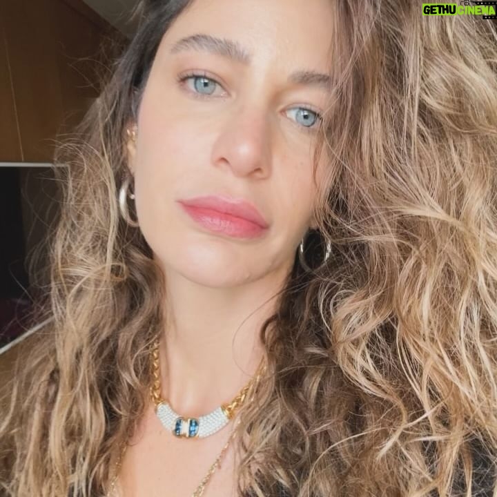 Berrak Tüzünataç Instagram - Elemtere fiş 🪬