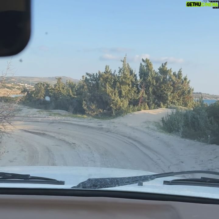 Berrak Tüzünataç Instagram - Elemtere fiş 🪬