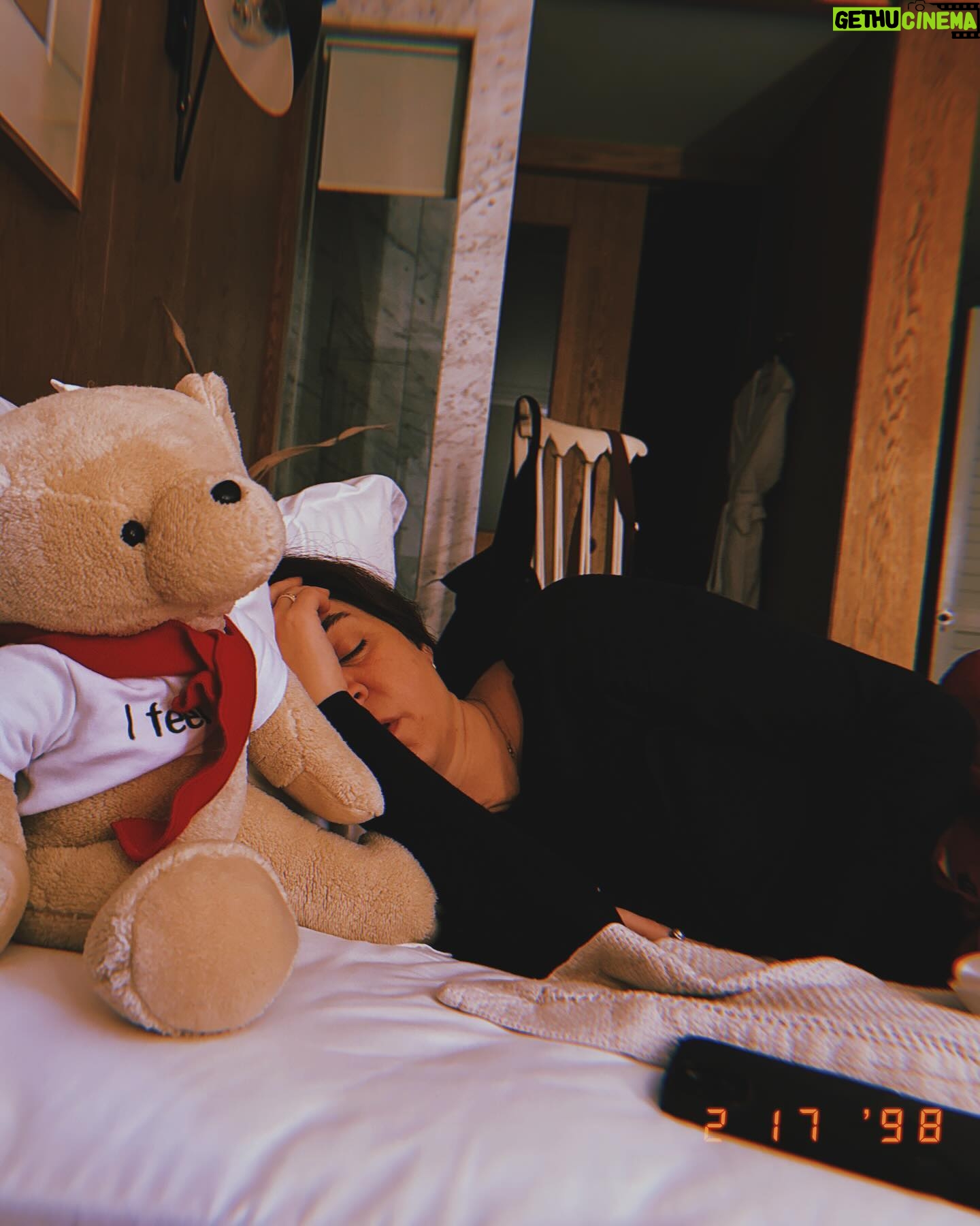 Berrak Tüzünataç Instagram - Elemtere fiş 🪬