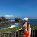 Berta Castañé Instagram - Ja trobo a faltar l’estiu, viatjar sola i Bali🤍