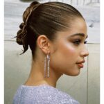 Berta Castañé Instagram - “CITES BARCELONA” Ahir va ser una nit increïble. No tinc més que paraules per agrair a tota la familia que està darrere de tot això. Són tantes les persones que t’acompanyen en aquest camí que, de veritat, es queden pobres les paraules. Gràcies a tothom. Gràcies per fer-me viure aquest somni en vida. Busca, explora, viu, obre’t, no et tanquis a res. Viu sempre com si avui fos l’últim dia de la teva vida, que només tenim aquesta!!!! Escric això, perquè tinc la sort d’haver trobat des de ben petitona el que realment em mou, el que m’arriba al més fons del cor, el que em fa feliç; lluiteu, de vegades es dur el camí, pero quina felicitat quan el gaudeixes. Tanta gent a agrair….. Tanta gent a estimar…. El meu cor explota d’amor. Que curt es queda tot això. Quanta vida per viure…. • • • DREAM TEAM 👗@hortensia_maeso @hortensiamaeso 💍@fahomamadrid @fahomaba 💄 @mr.davidlopez x @diorbeauty