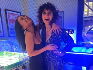 Bessie Carter Instagram - An open love letter to my gorgeous make up artist @emmarigby_pro and my beautiful dresser @miahoperadford 🥲

Genuinely the best part of the day is getting ready with you beautiful ladies. 

Big up xxxx