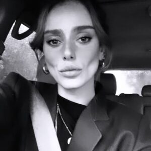 Bestemsu Özdemir Instagram - 🌻