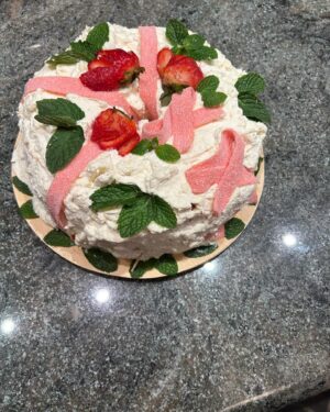 Beth Broderick Instagram - Tasted as good as it looked. Cloud cake.