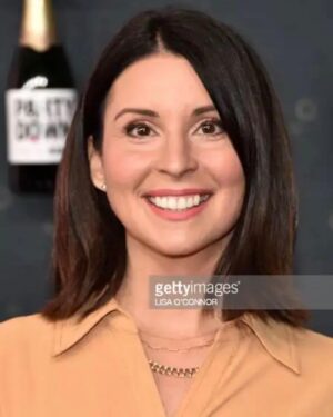 Beth Dover Instagram - Had so much fun at the Party Down premiere last night! The show insanely funny and I can’t wait to watch the rest! The gang is back together Whee!!! Special shout-out to my BIL @blt777 who planned such a great event! 👏👏👏 @partydownstarz #dronandcramsey