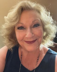 Actress Beth Maitland HD Instagram Photos and Wallpapers May 2022
