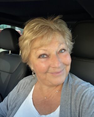 Beth Maitland Instagram - Packing my bags and buckling up for Genoa City tomorrow. Short but sweet!  @youngandrestlesscbs