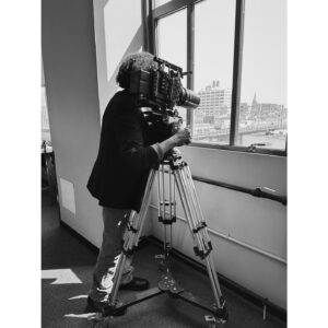 Beth Riesgraf Instagram - I made friends at school today.🎥🖤🎬 
#arrialexa35 #arri