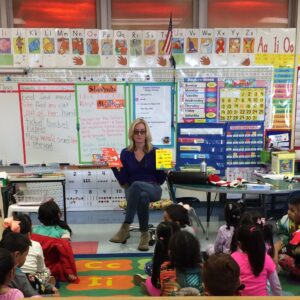 Beth Littleford Instagram - Great time participating in #readacrossAmerica for #DrSeussday. Wonderful kids!