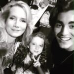 Beth Littleford Instagram – #TBT from @francescacapaldi101 #OnSet at #DWAB