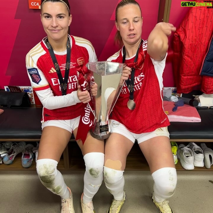 Beth Mead - 70.2K Likes - MY TEAM ❤️