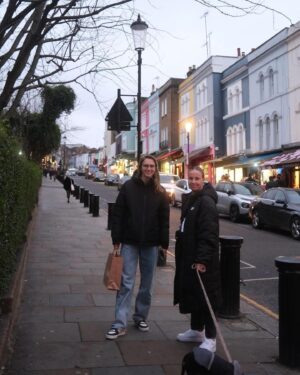 Beth Mead Instagram - Notting Hill 📍📖