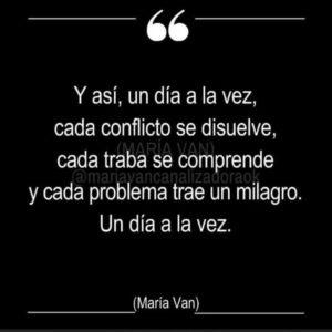 Betiana Blum Instagram - 