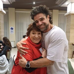 Betiana Blum Instagram - LUCIANO ESTA EN LA PELI !!!